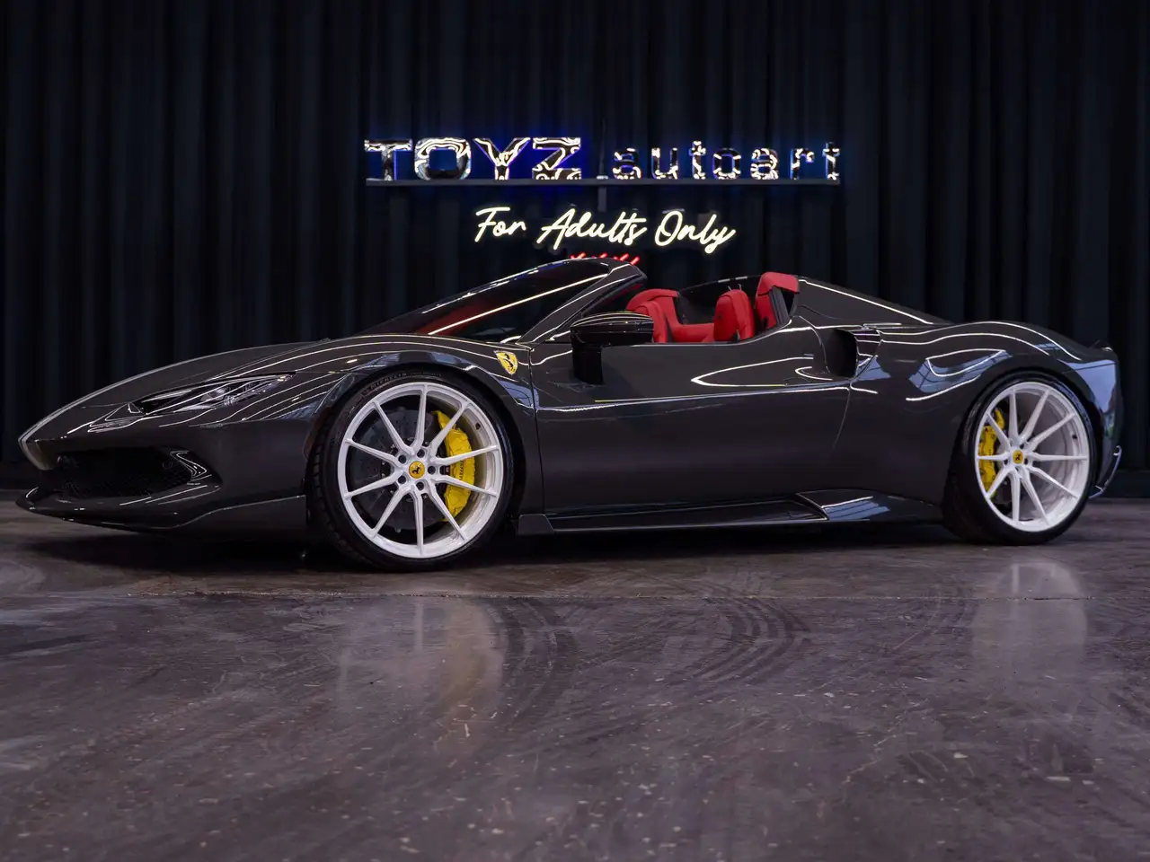 2025 Ferrari 296 GTS