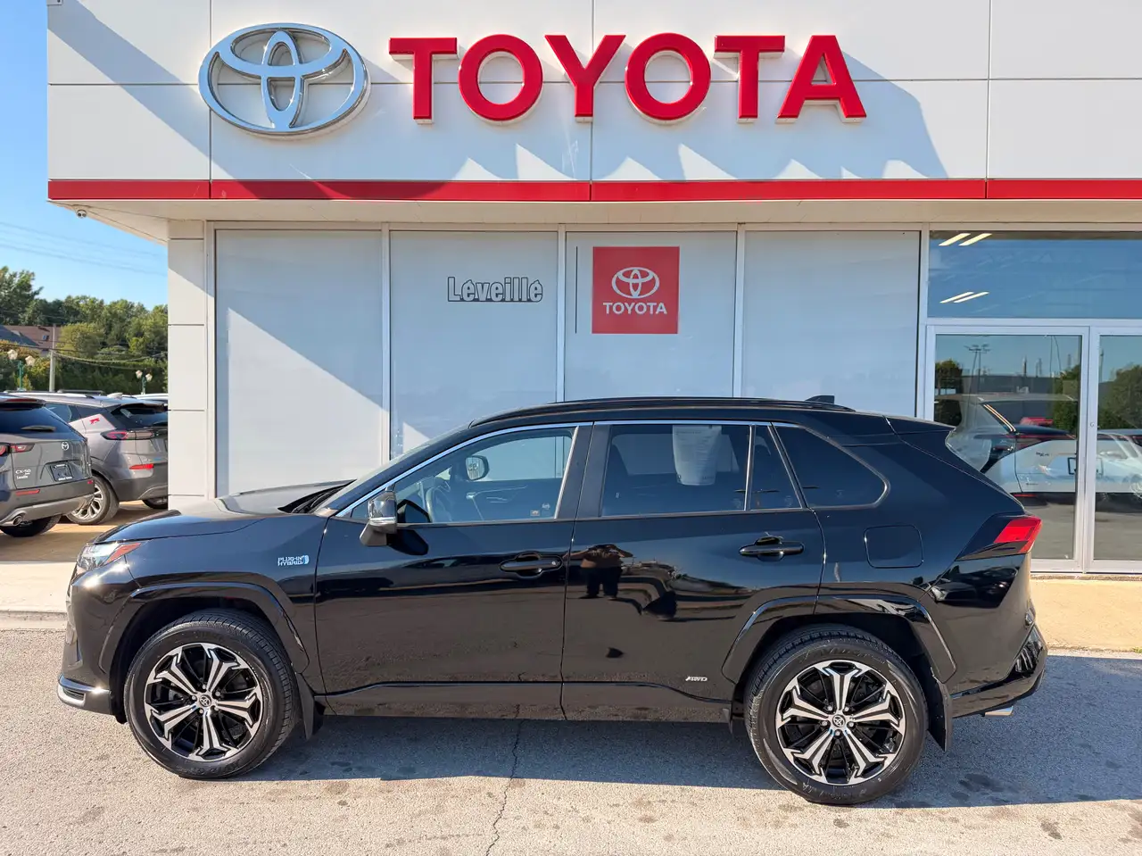 2023 Toyota RAV4 XSE