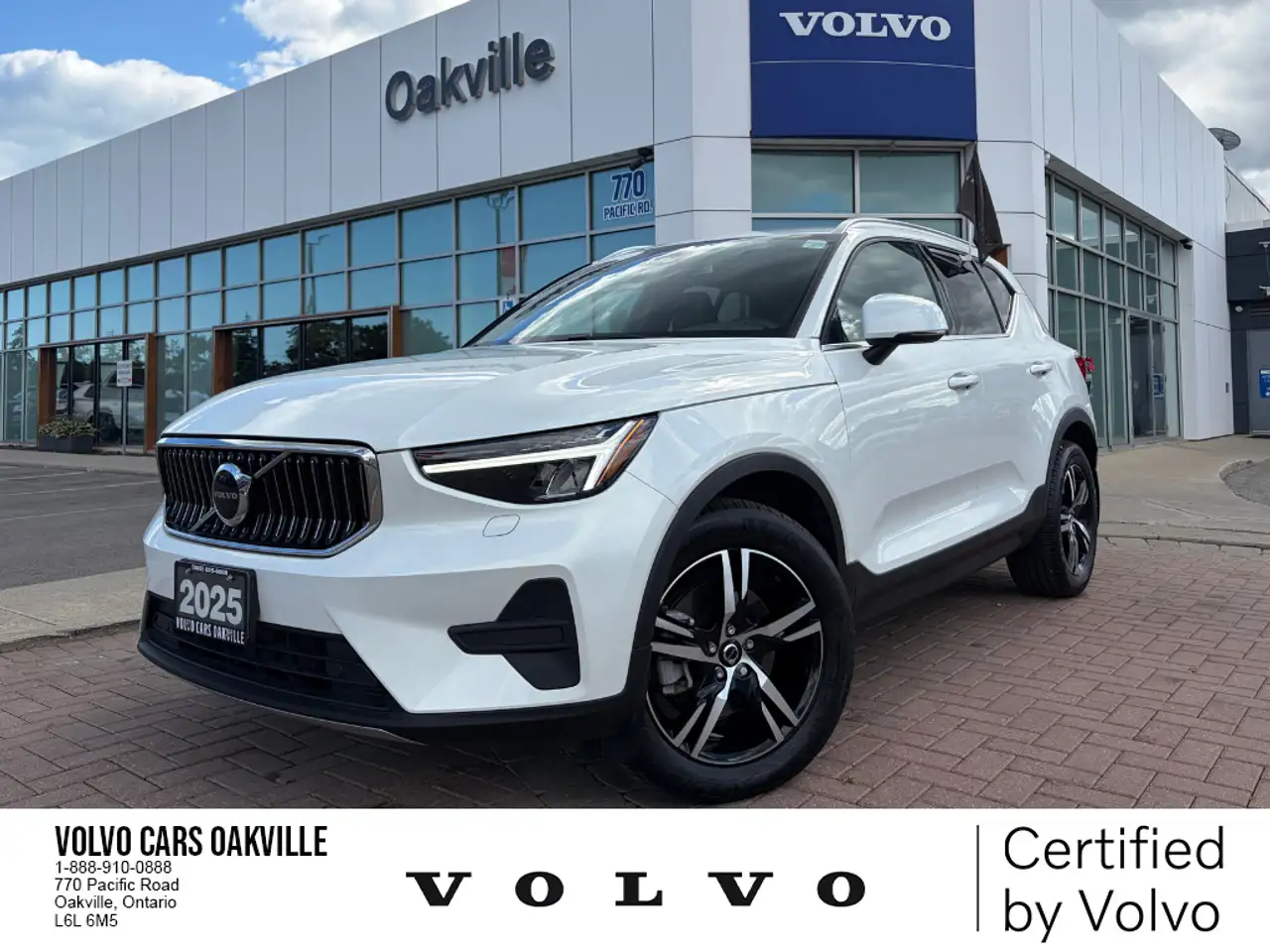 2025 Volvo XC40