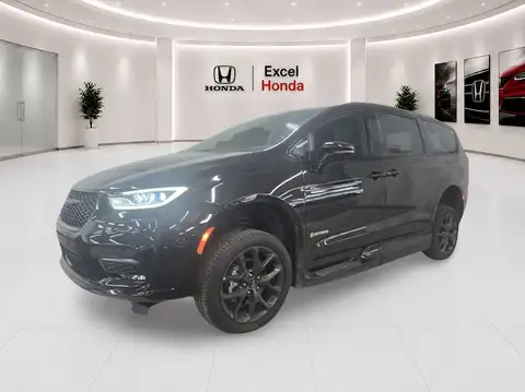 Chrysler Pacifica