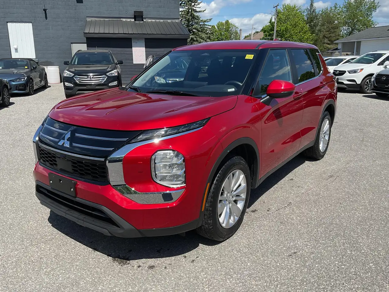 2025 Mitsubishi Outlander