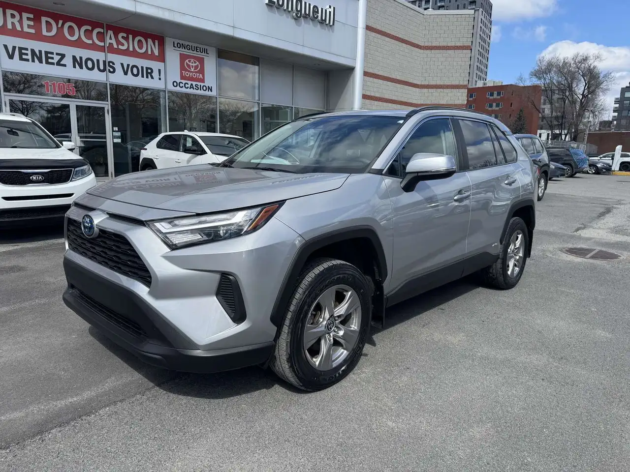 2022 Toyota RAV4 XLE