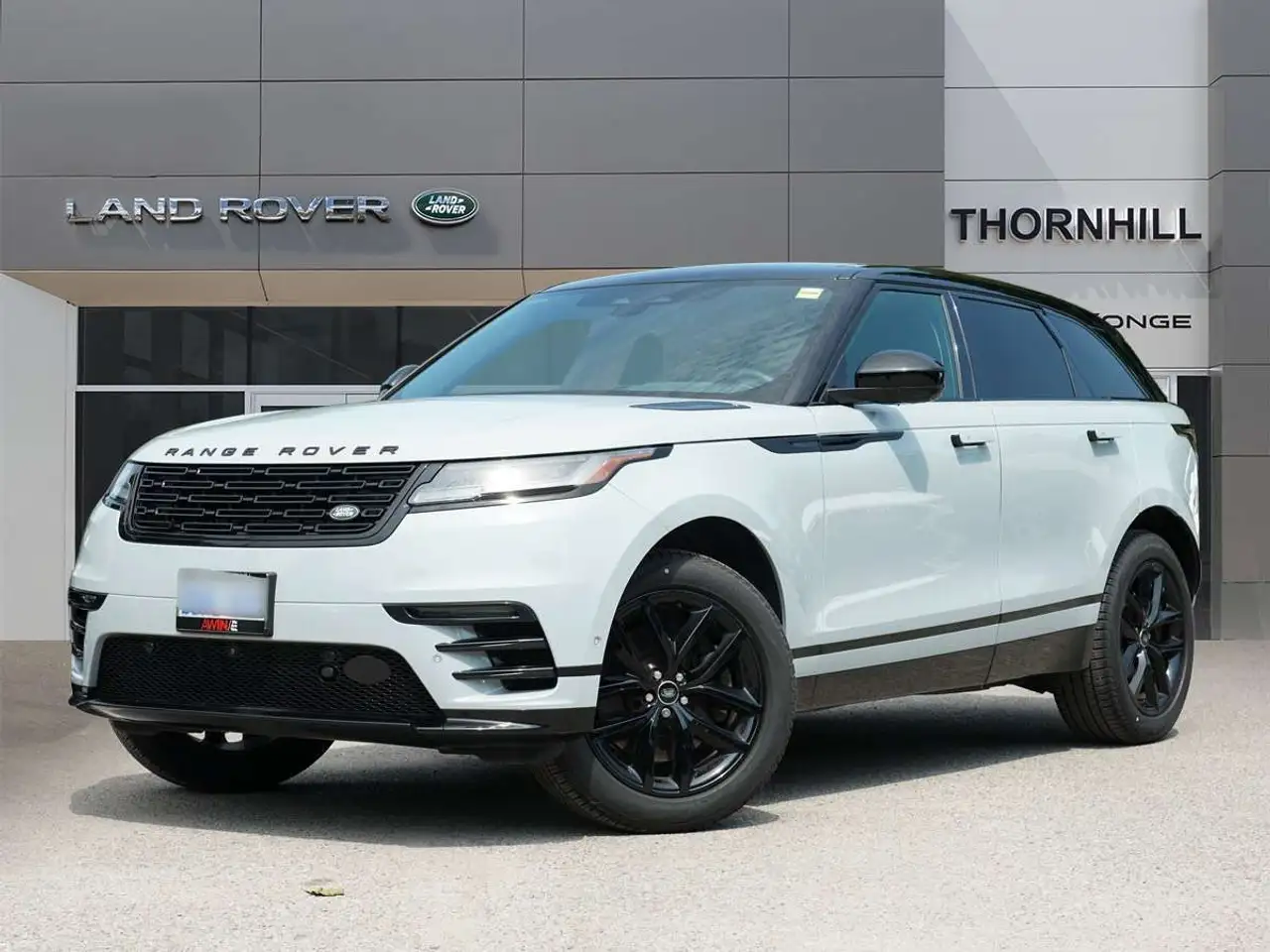 2026 Land Rover Range Rover Velar Dynamic SE P250