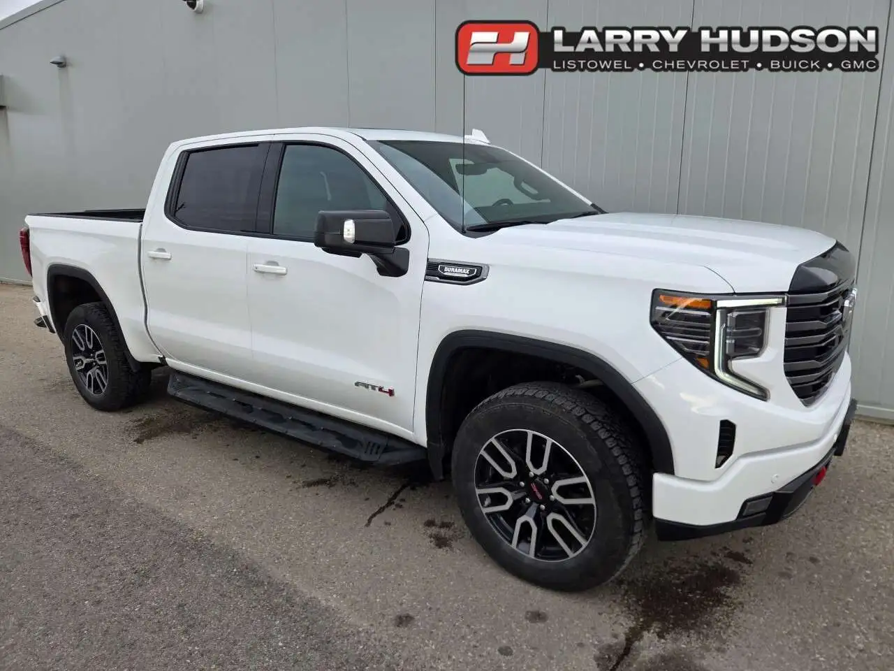 2025 GMC Sierra 1500 AT4