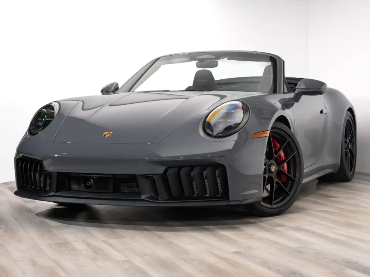 2026 Porsche 911 Carrera 4 GTS