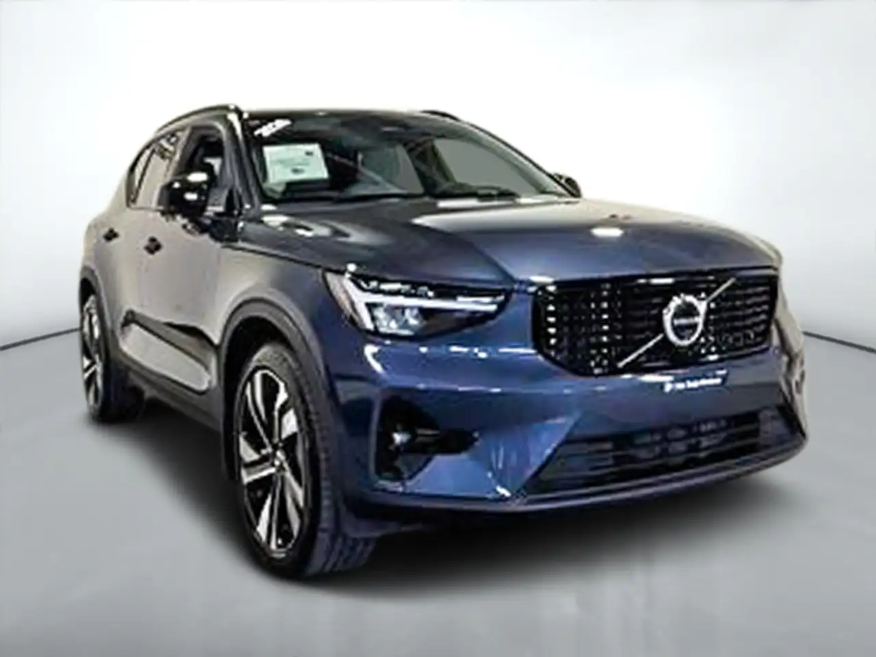 2026 Volvo XC40 Plus