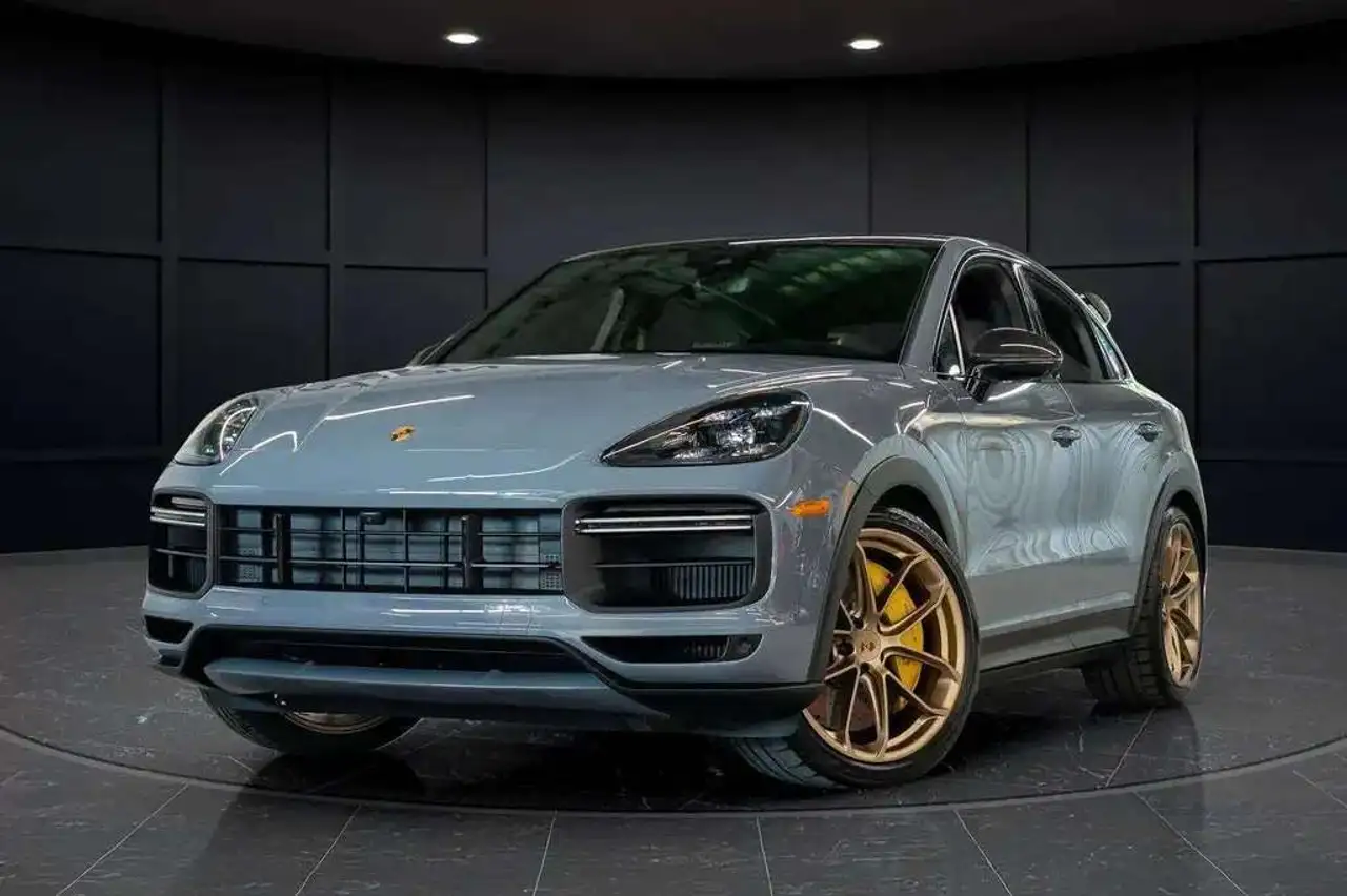 2023 Porsche Cayenne Turbo