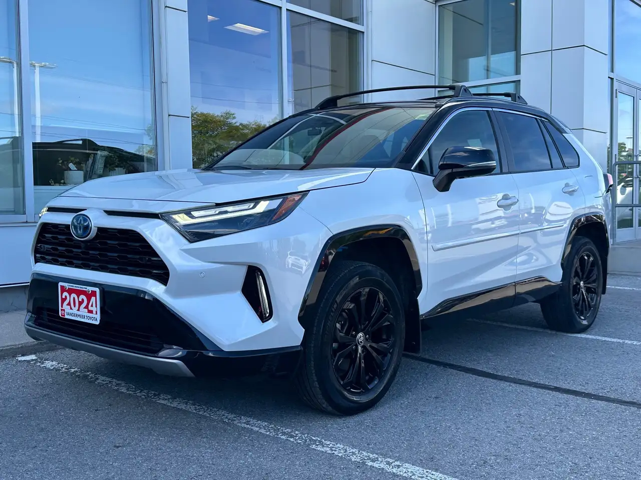 2024 Toyota RAV4 XSE