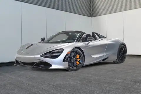 McLaren 720