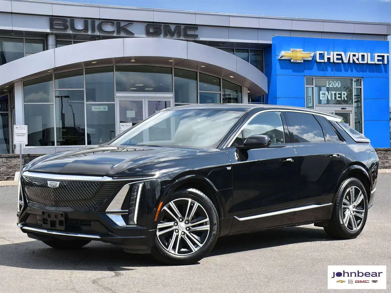 2024 Cadillac Lyriq Luxury