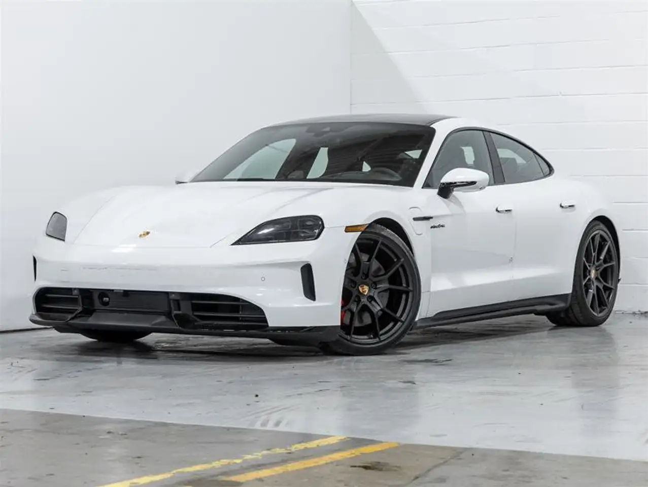 2025 Porsche Taycan
