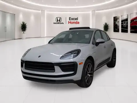 Porsche Macan T