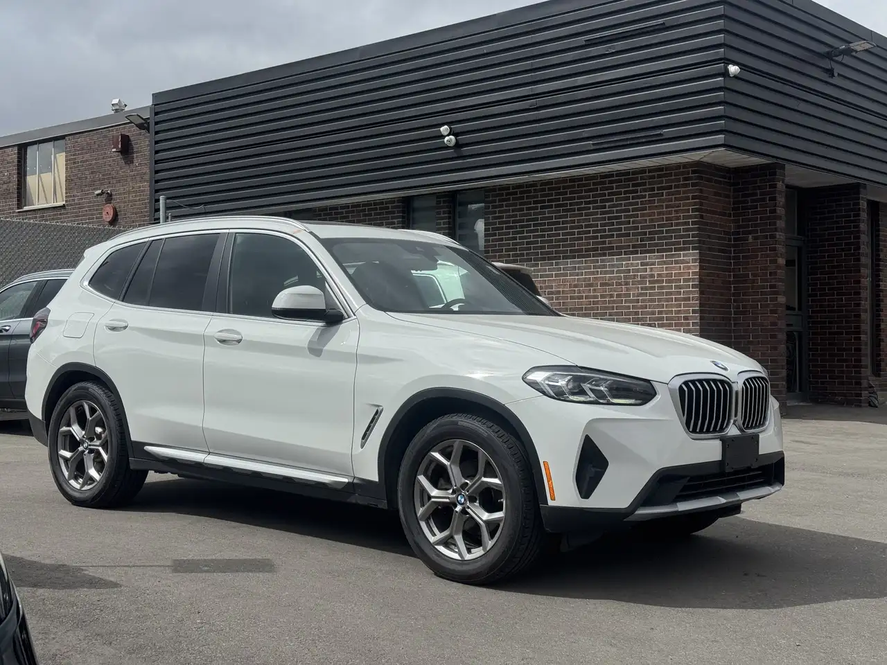 2023 BMW X3 30i