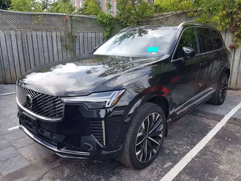 Volvo XC90 Plus