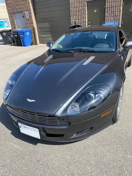 Aston Martin DB9