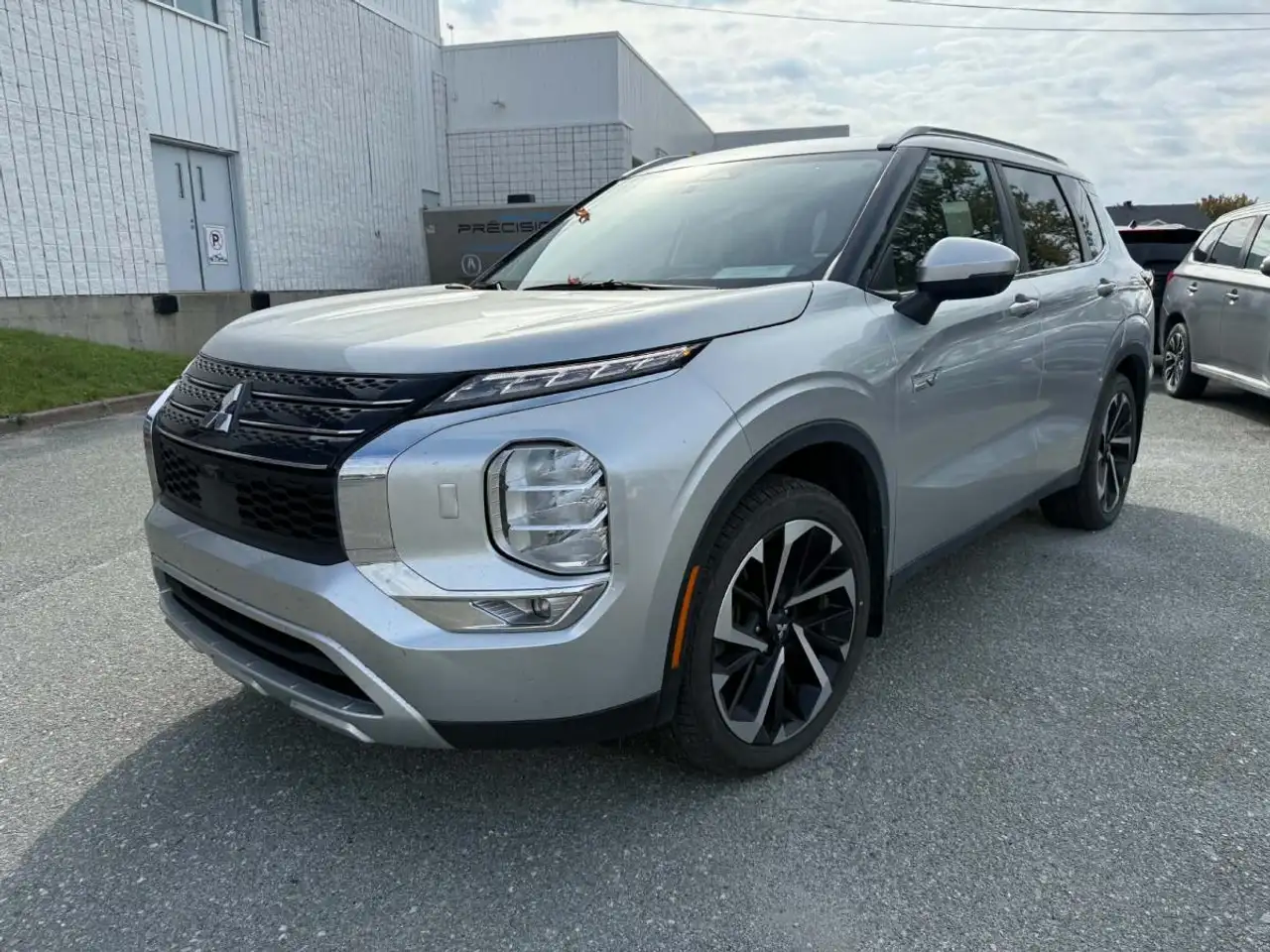 2024 Mitsubishi Outlander