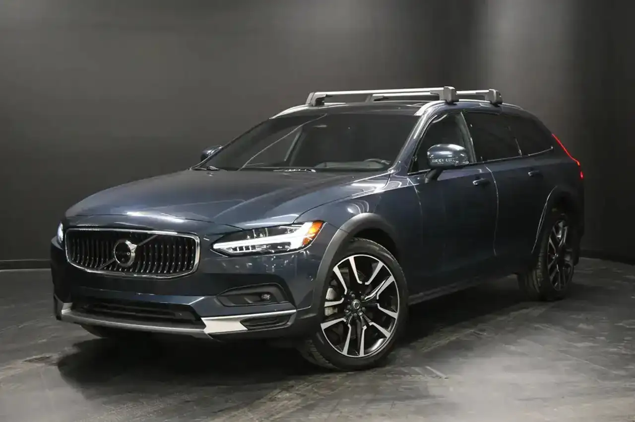 2023 Volvo V90 Ultimate