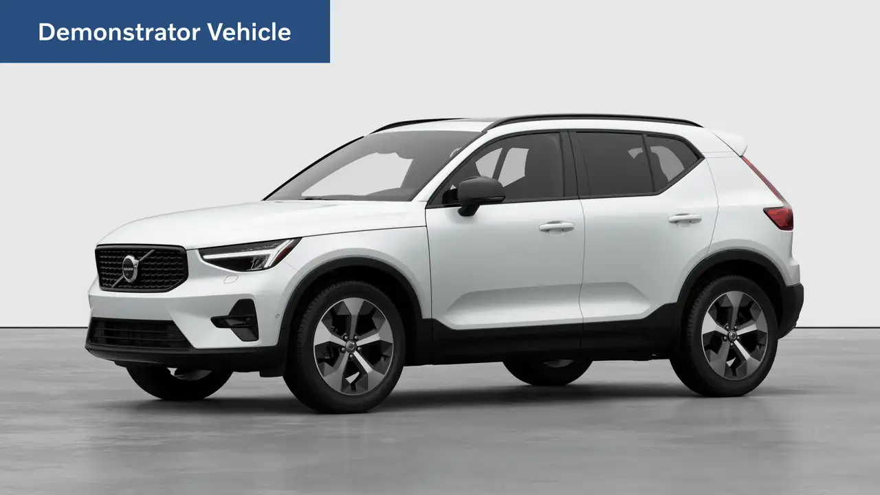 2026 Volvo XC40 Plus