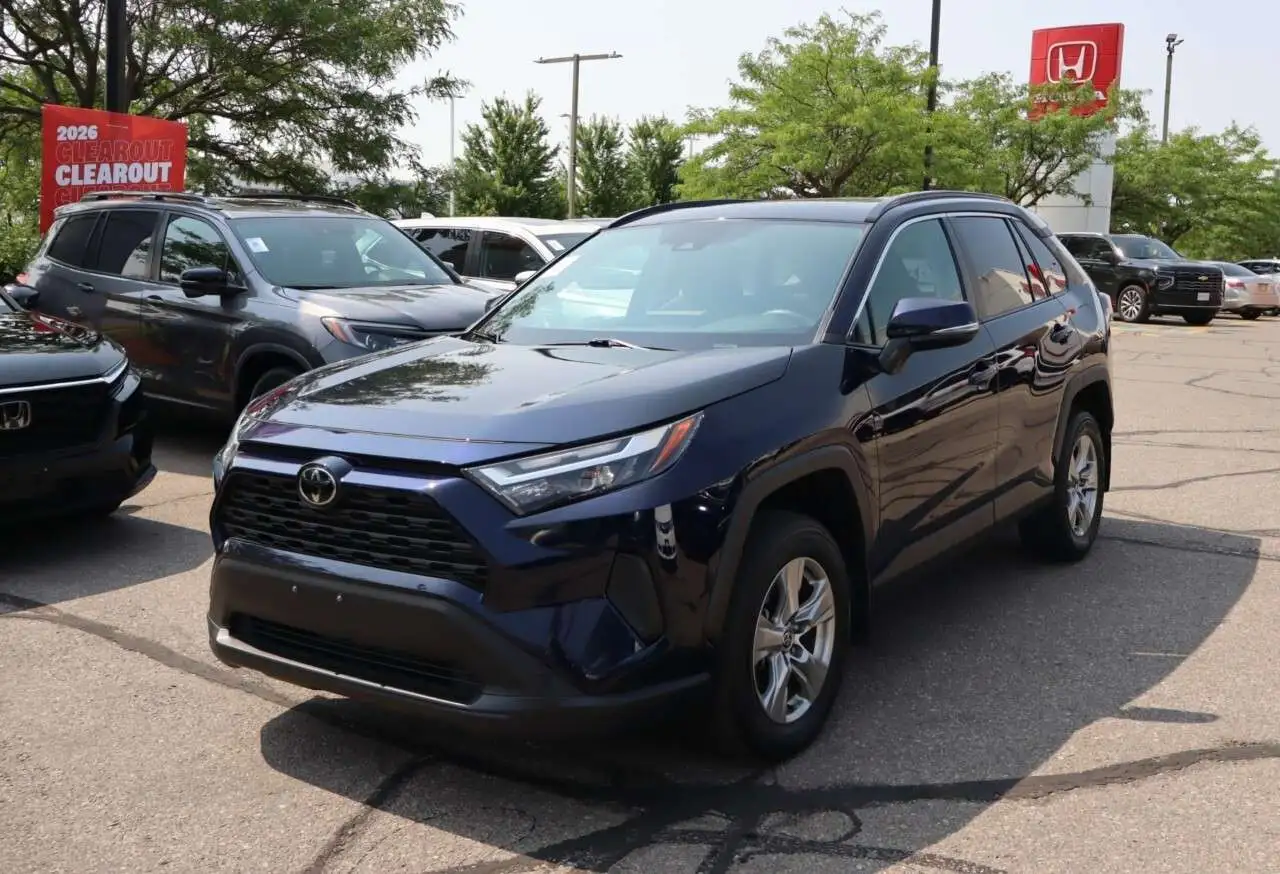 2023 Toyota RAV4 XLE