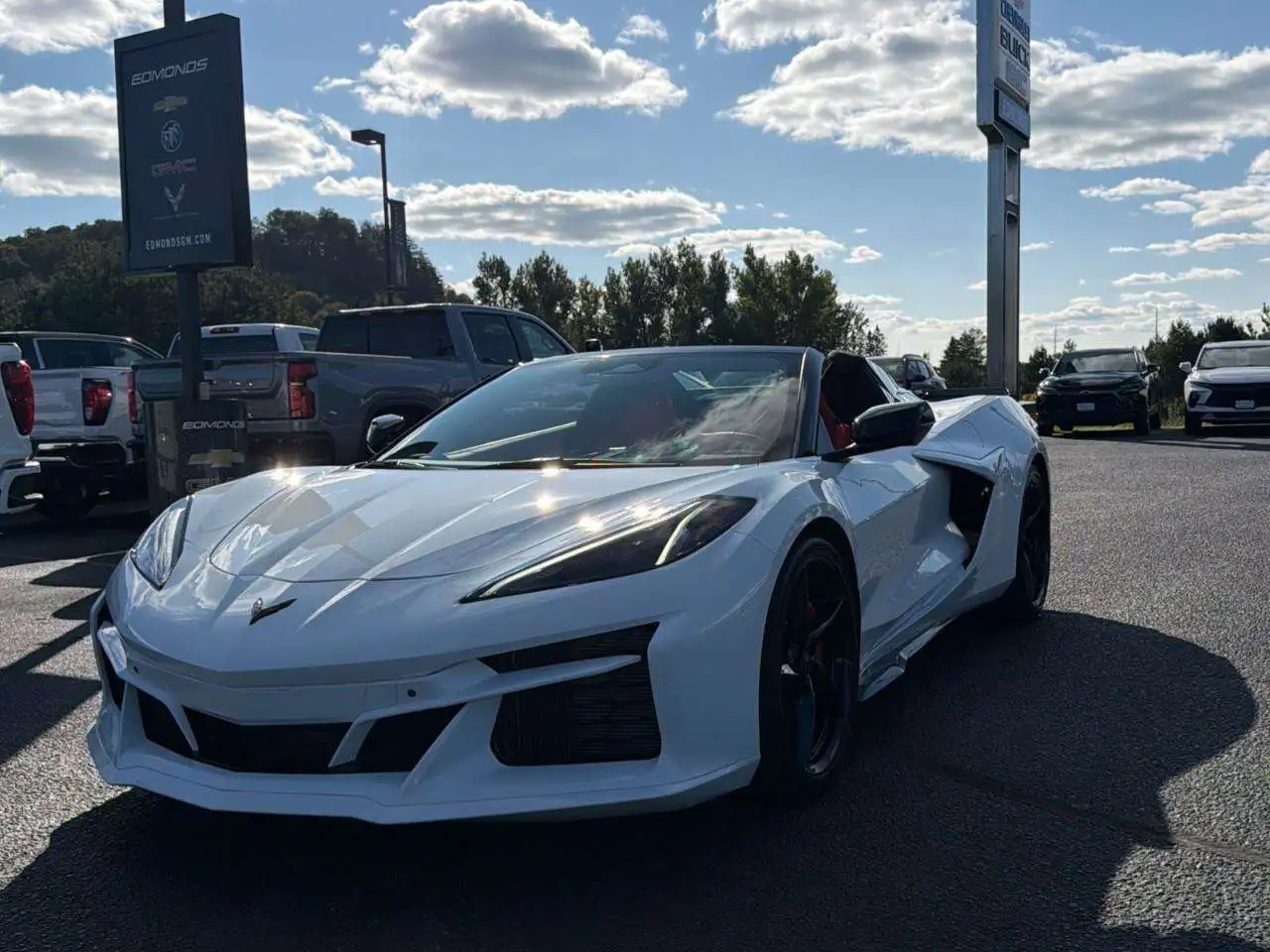 2025 Chevrolet Corvette E-Ray 2LZ