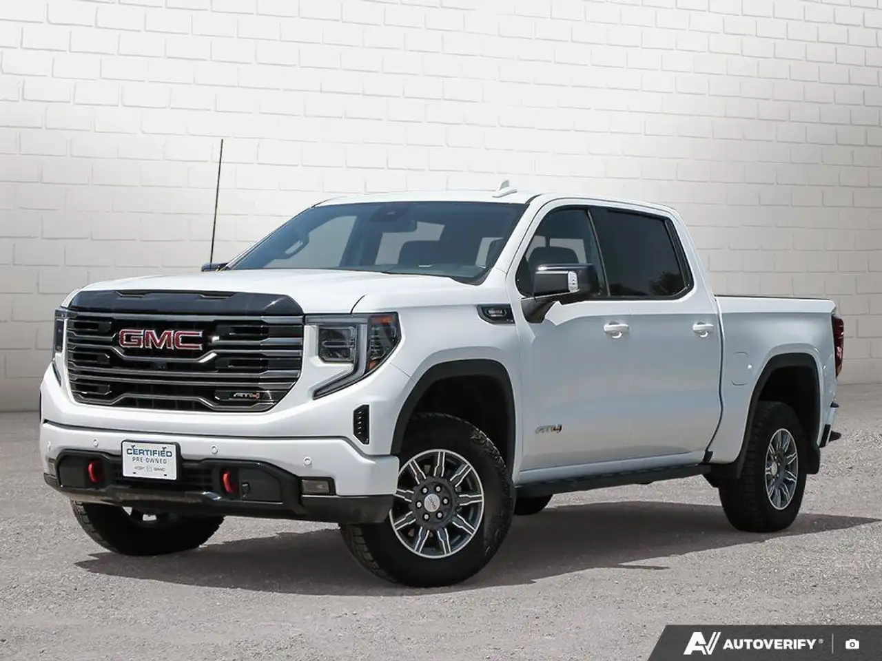 2025 GMC Sierra 1500 AT4
