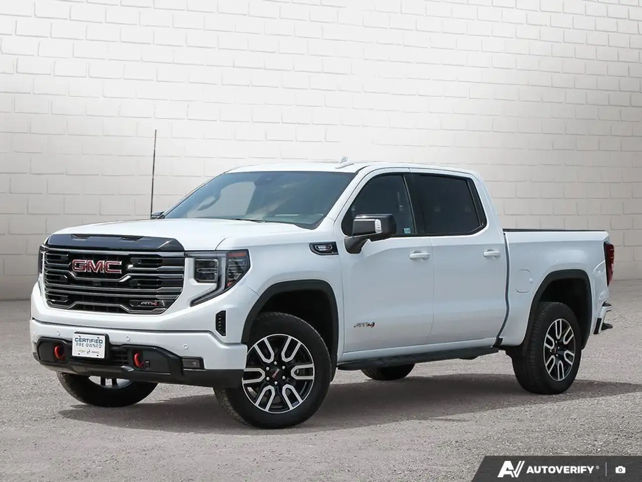 2025 GMC Sierra 1500 AT4