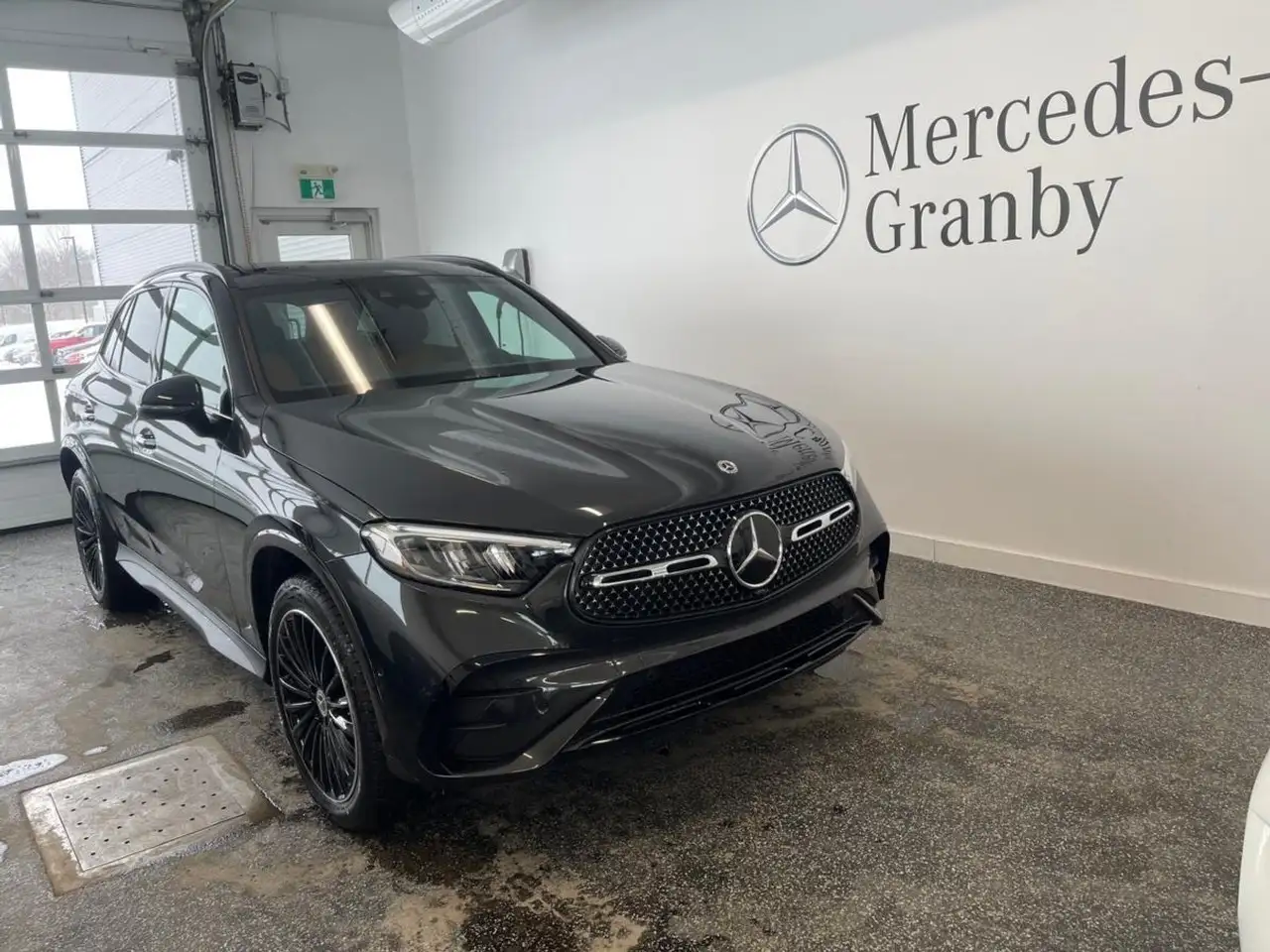 2026 Mercedes-Benz GLC 300