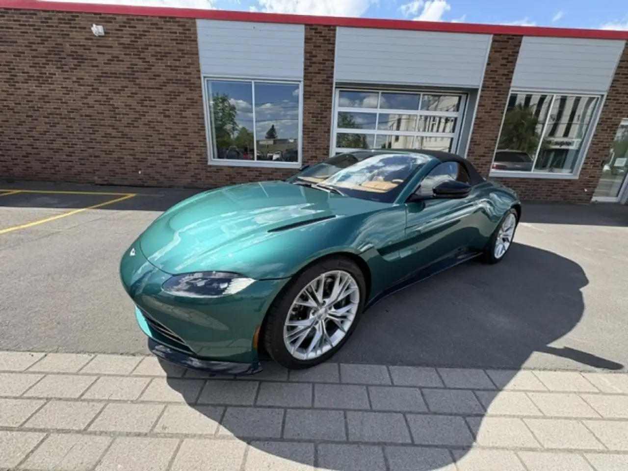 2022 Aston Martin Vantage