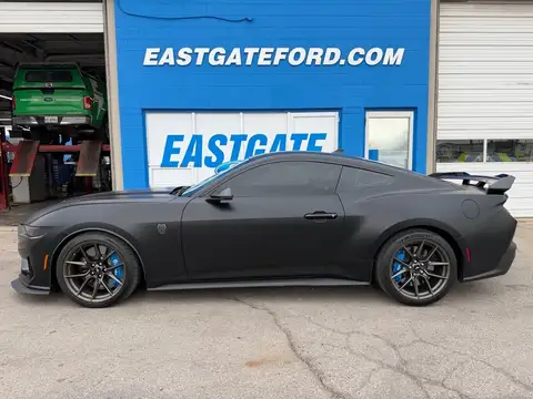 Ford Mustang Dark Horse