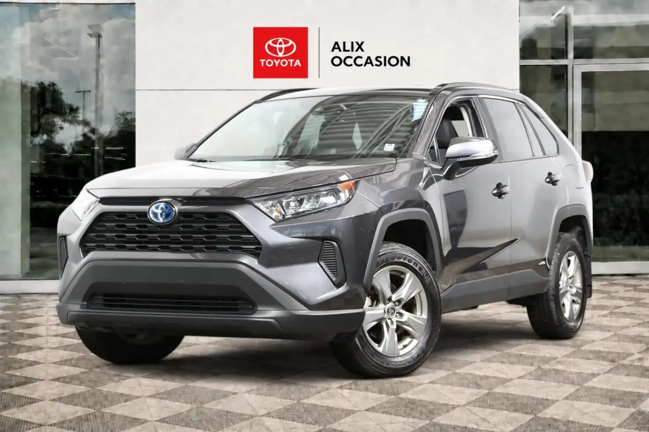 2024 Toyota RAV4 LE