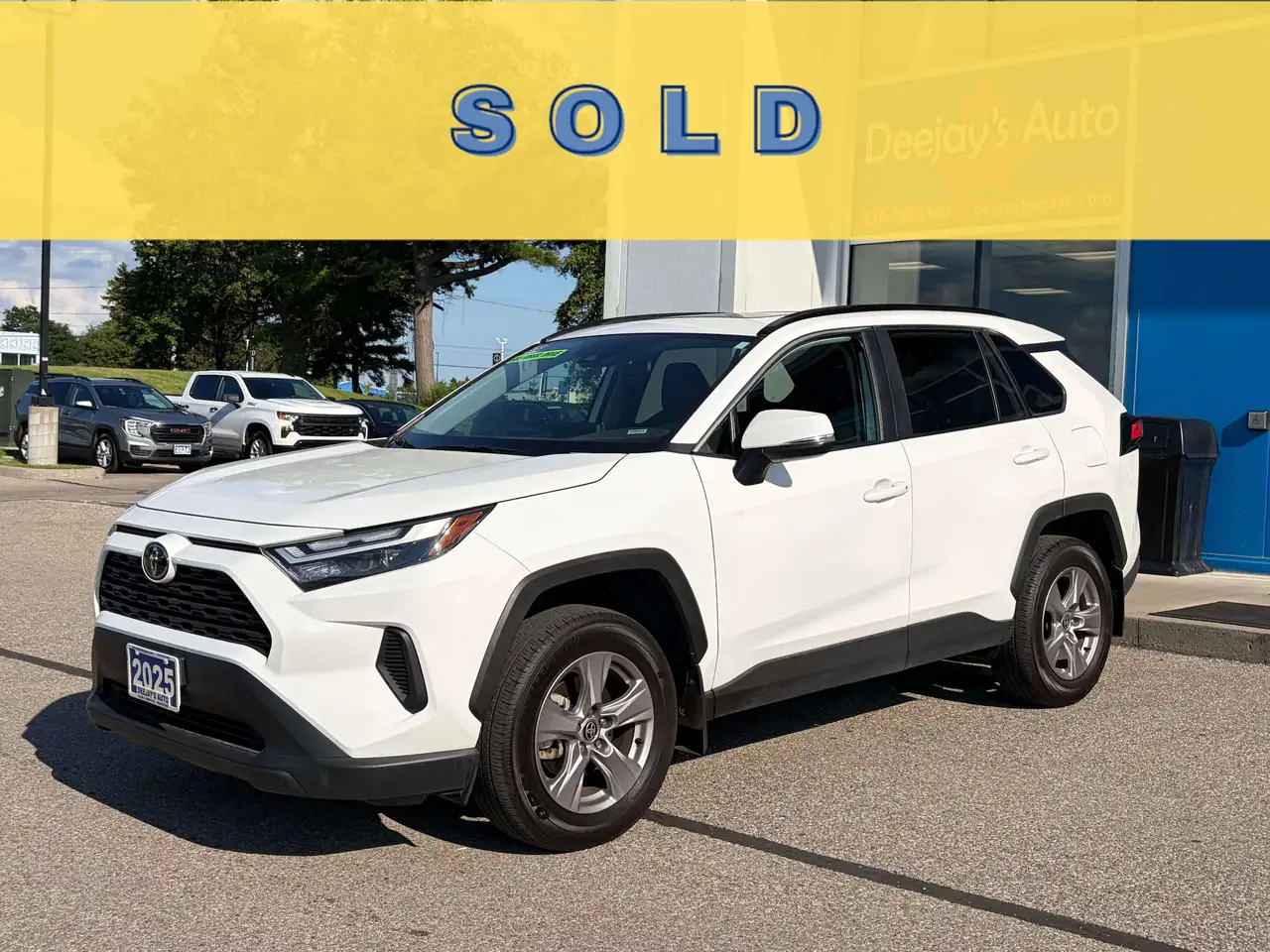 2025 Toyota RAV4 XLE