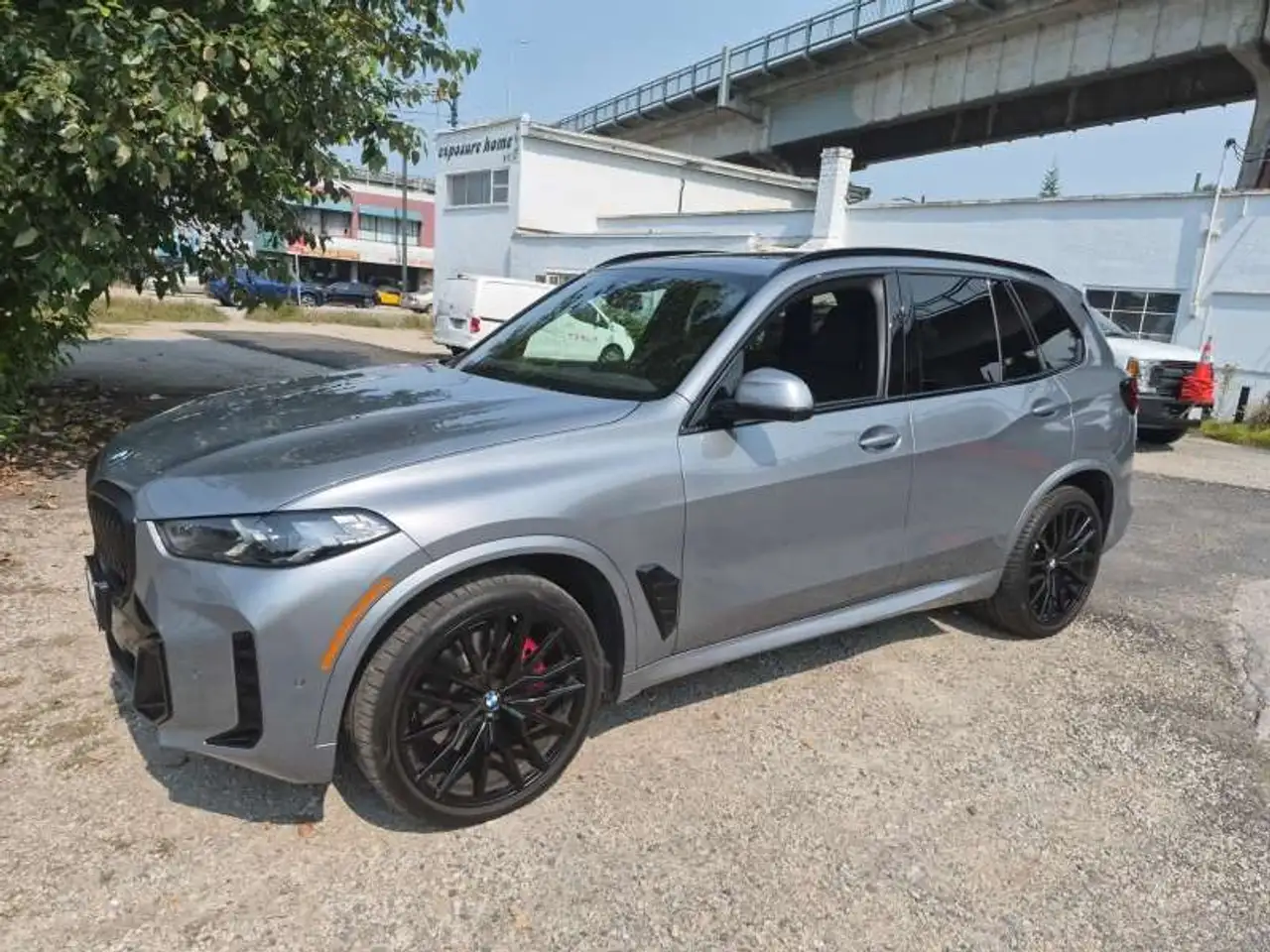 2025 BMW X5 40i