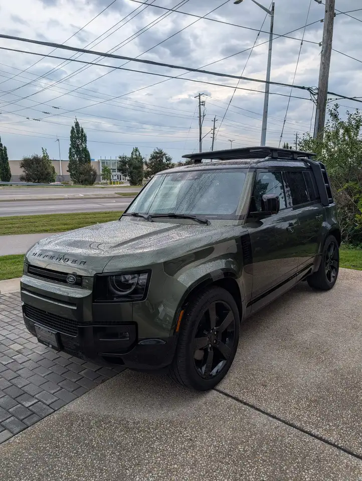 2026 Land Rover Defender X-Dynamic SE P400