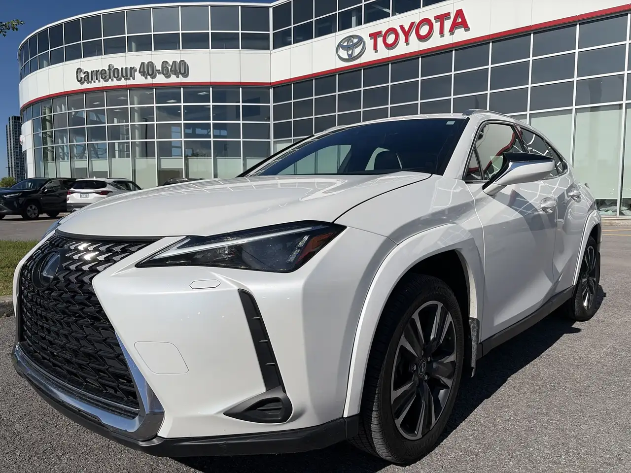 2023 Lexus UX 250h Premium