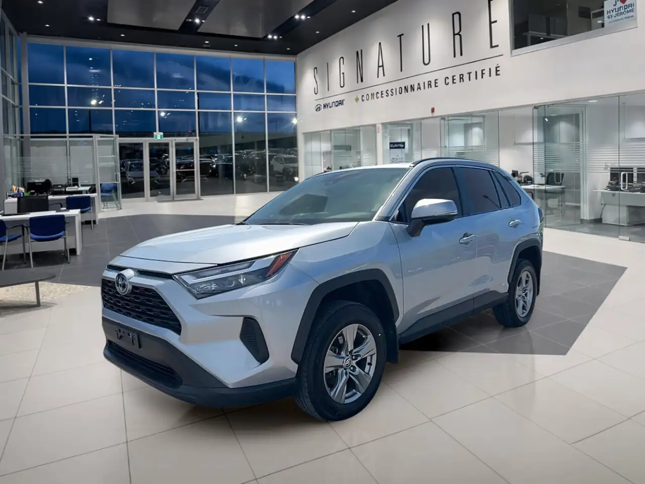 2023 Toyota RAV4 XLE