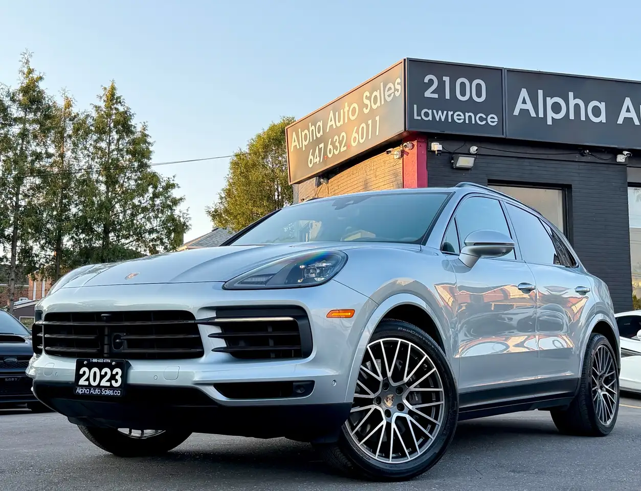 2023 Porsche Cayenne Base