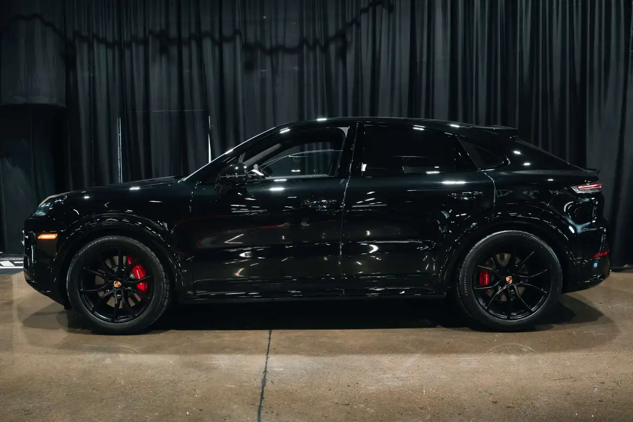 2026 Porsche Cayenne GTS