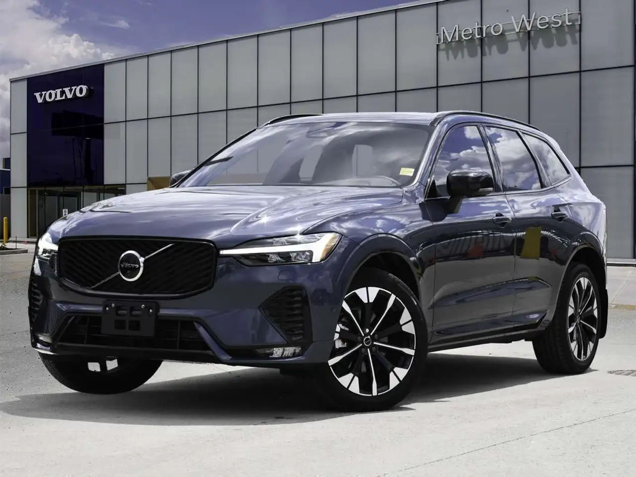 2026 Volvo XC60 Plus