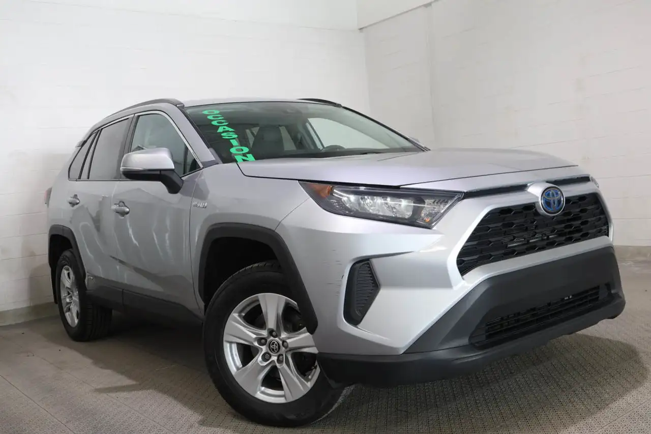 2021 Toyota RAV4 LE