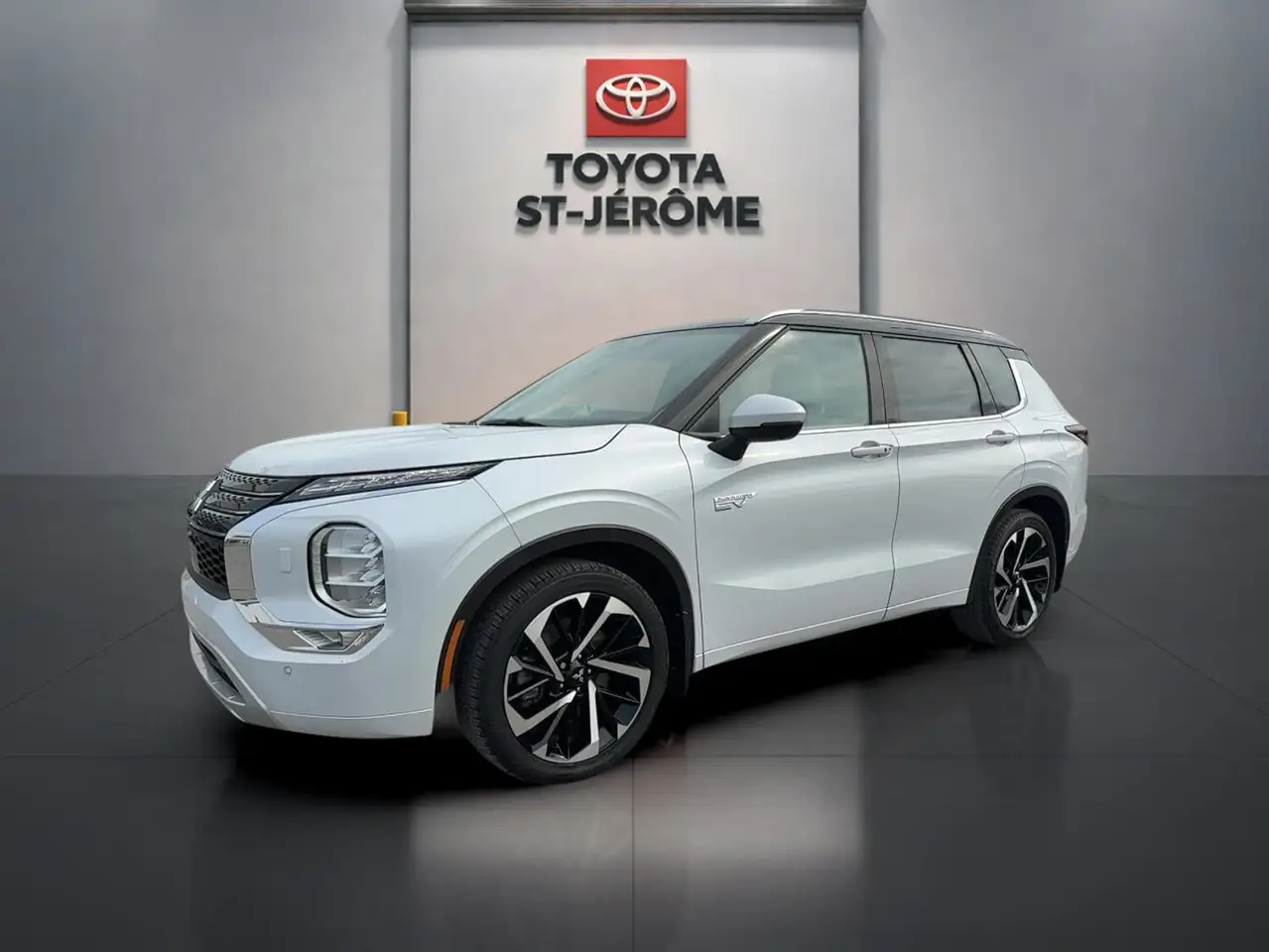2025 Mitsubishi Outlander