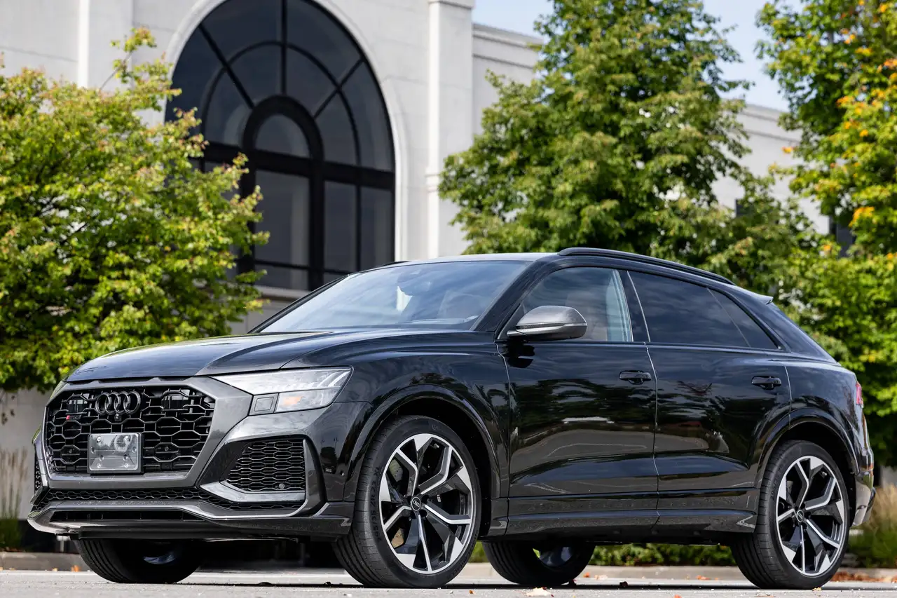 2023 Audi RS Q8