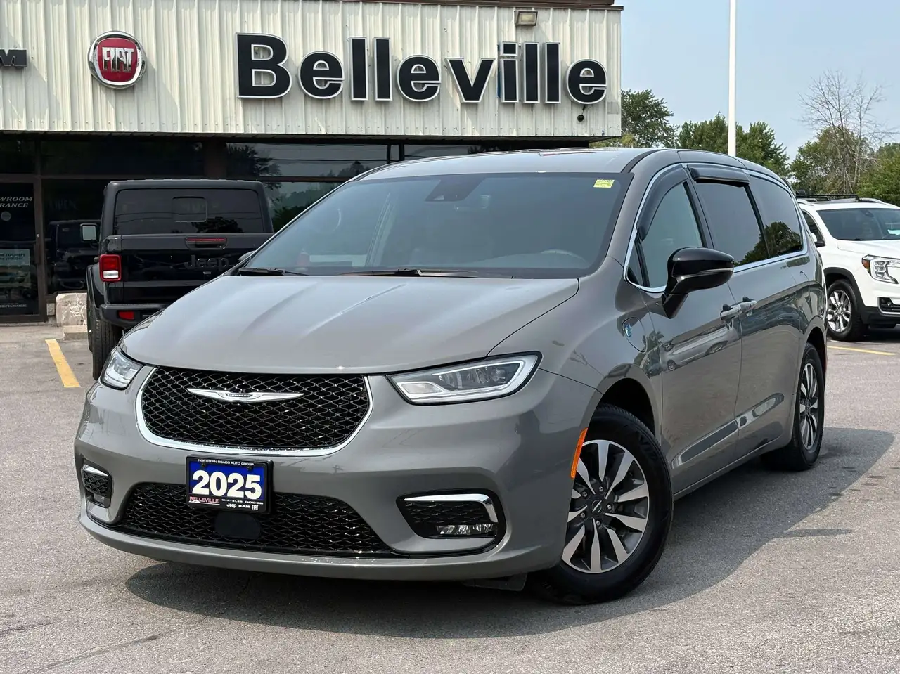 2025 Chrysler Pacifica
