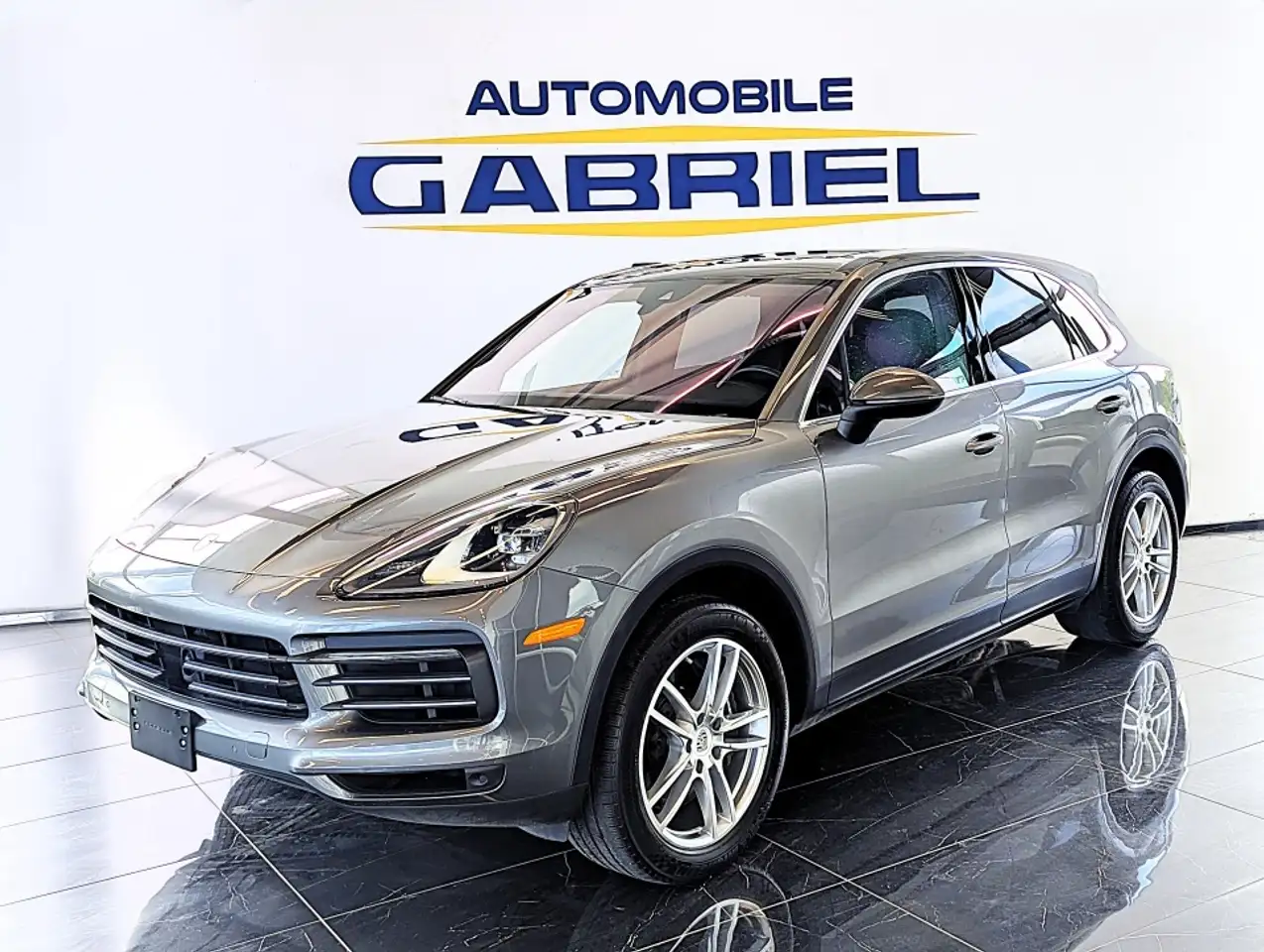 2022 Porsche Cayenne Base