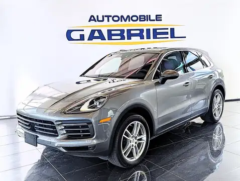 Porsche Cayenne Base