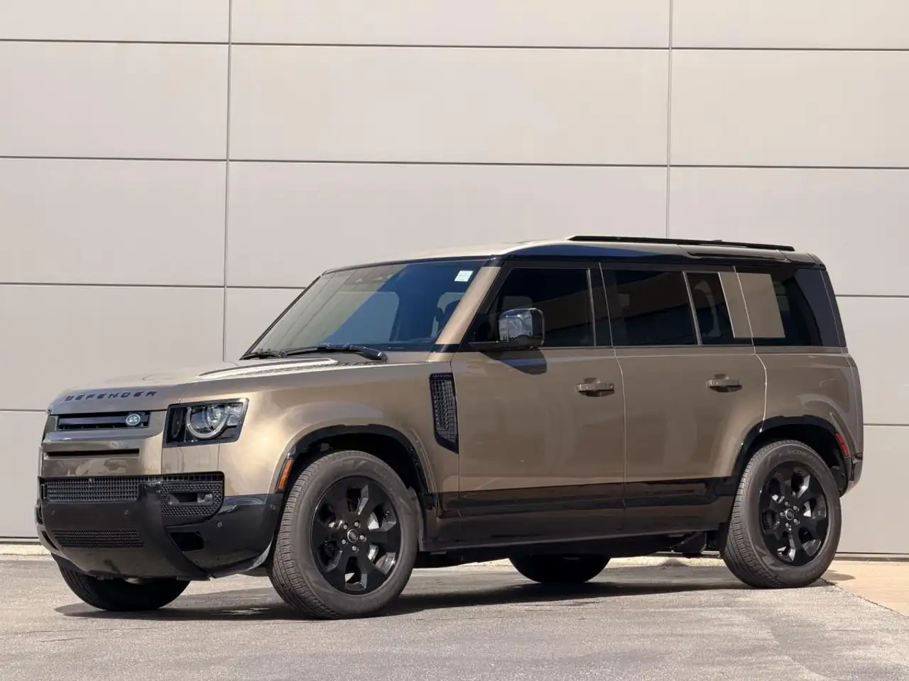 2025 Land Rover Defender