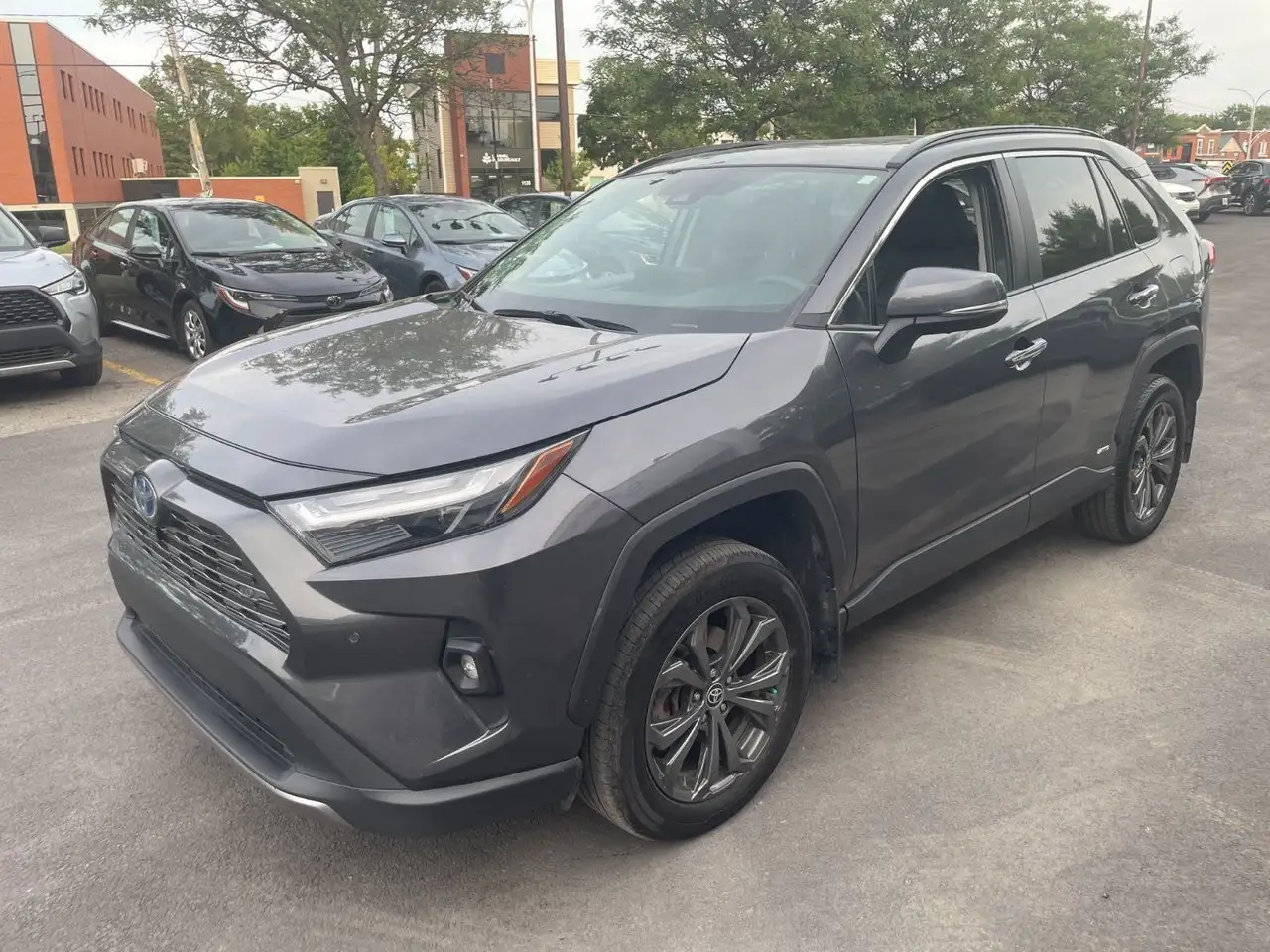 2023 Toyota RAV4 Limited