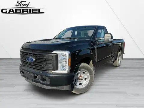 Ford F-350 Super Duty XL