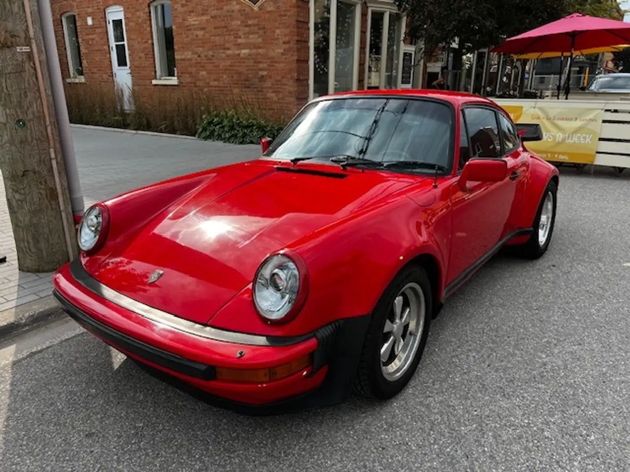 1975 Porsche 911