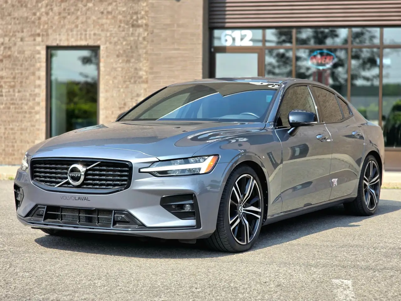 2021 Volvo S60 R-Design