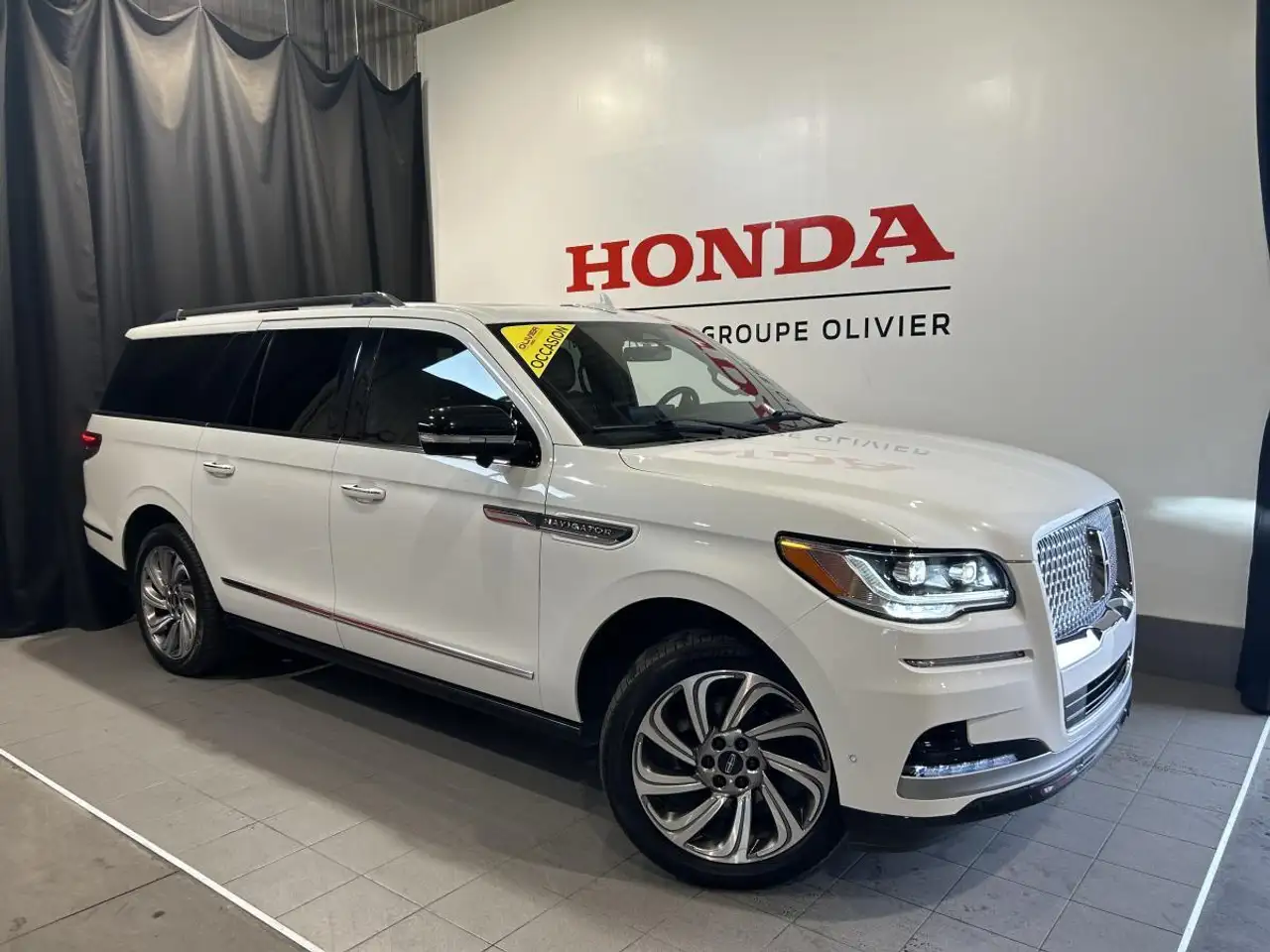 2023 Lincoln Navigator Reserve
